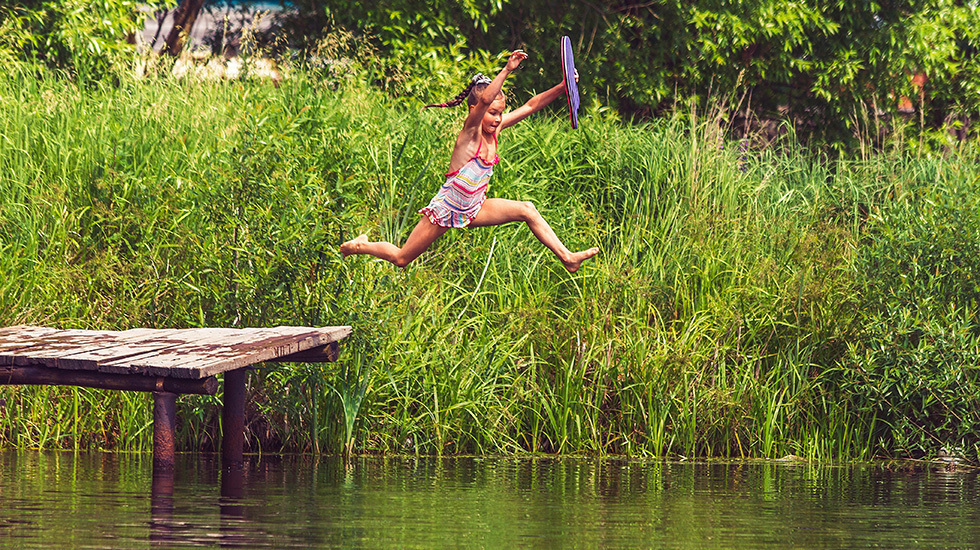 Damit der Sprung in die nächste Klasse kein Sprung ins kalte Wasser wird. (Foto: Vitolda Klein / Unsplash)