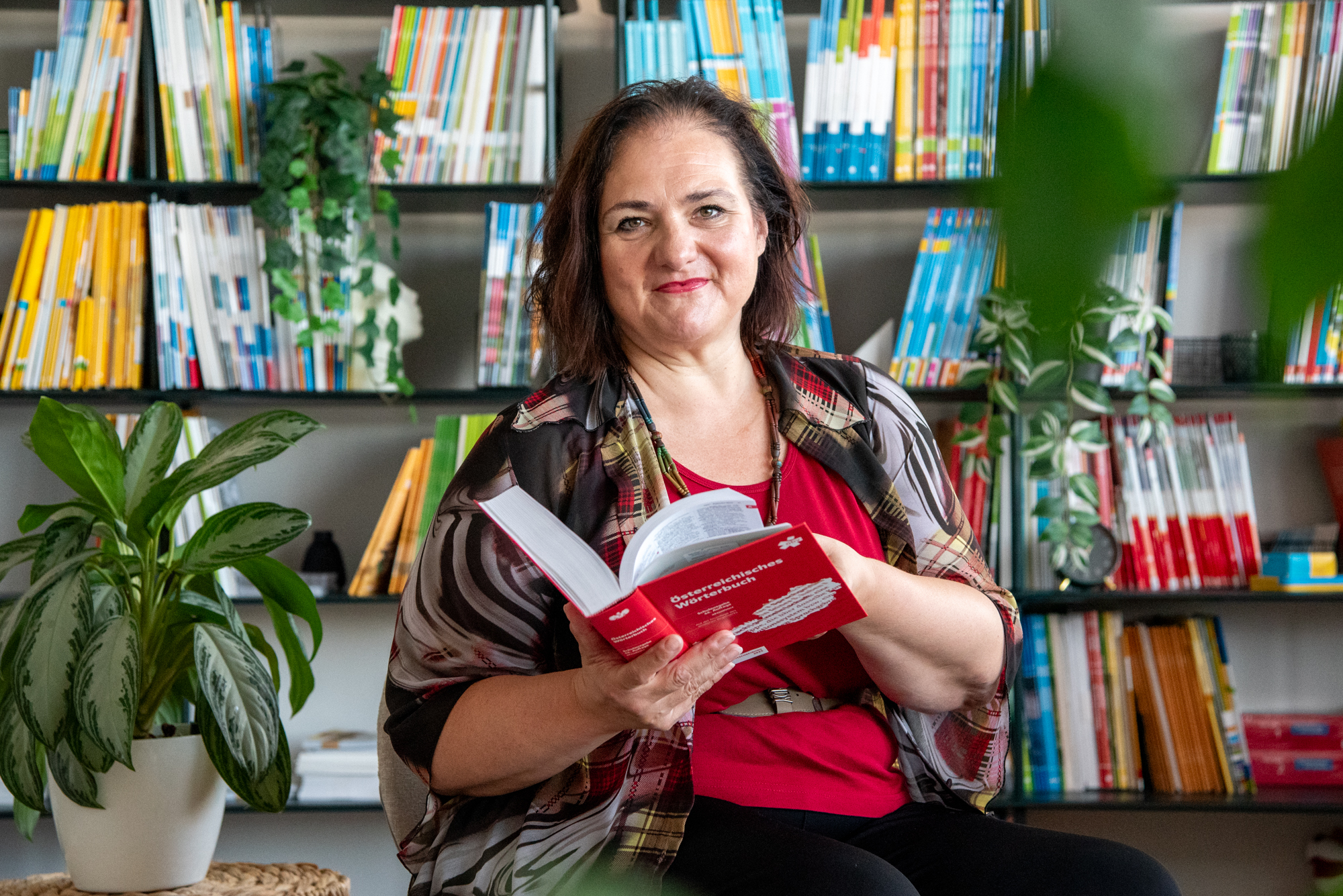 OEWB Chefredakteurin Christiane Pabst (c) oebv